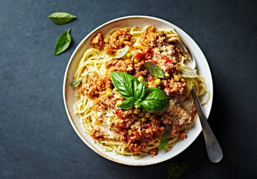 Pyszne spaghetti z groszkiem: szybkie przepisy, które zaskoczą smakami