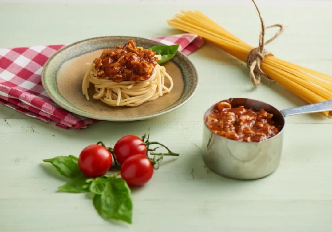 Domowy sos do spaghetti z warzywami, który zachwyci Twoje podniebienie